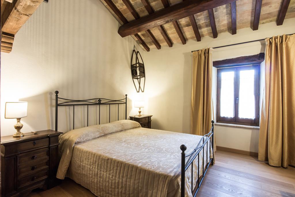 Domus In Castro Bed & Breakfast Montecchio  Стая снимка